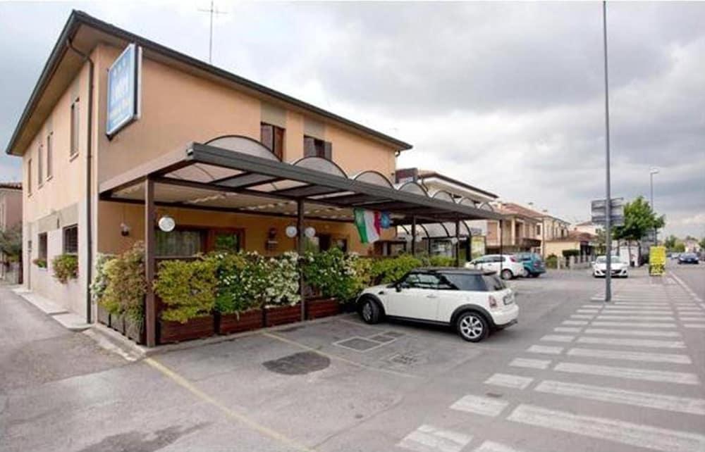 טרוויסו Locanda Da Renzo מראה חיצוני תמונה